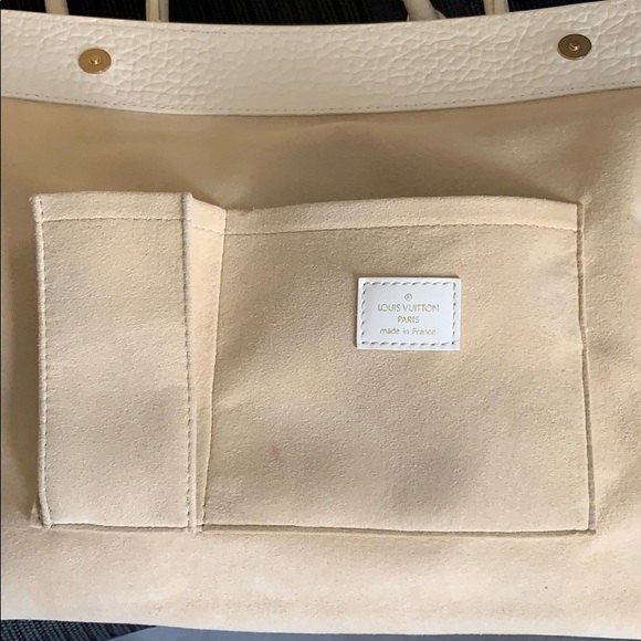 **{SOLD}**Louis Vuitton Mini Monogram Trapzen bag - Picture 10 of 13